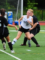 Women's Soccer Cruises to Second Straight Win