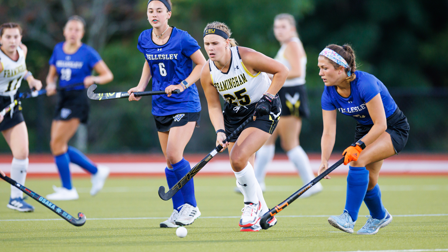 Top Seeded Southern Maine Edges Field Hockey in LEC Tournament