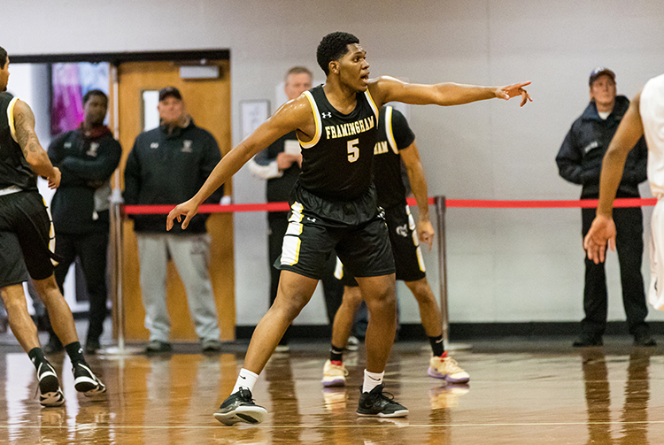 Men’s Basketball Holds Off MCLA for 67-64 Victory in MASCAC Action