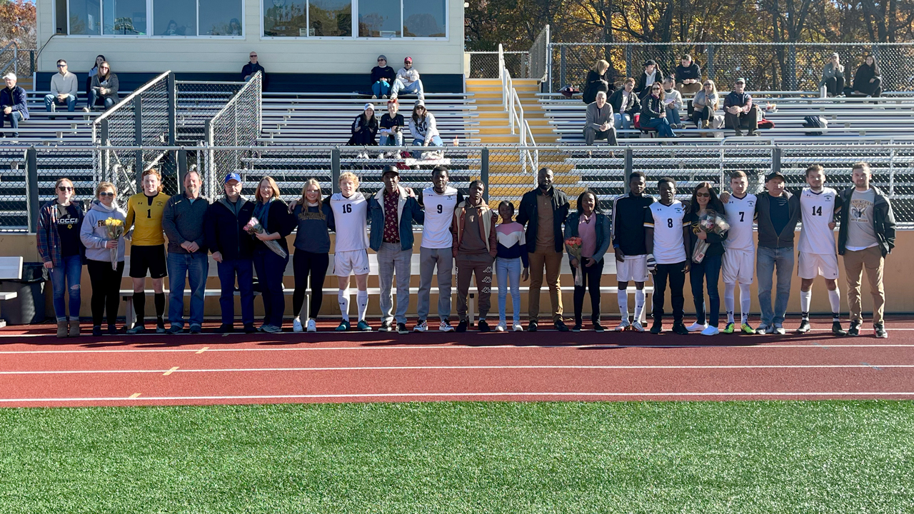 Men's Soccer Completes Undefeated Conference Season; Secures Top Seed in MASCAC Tournament