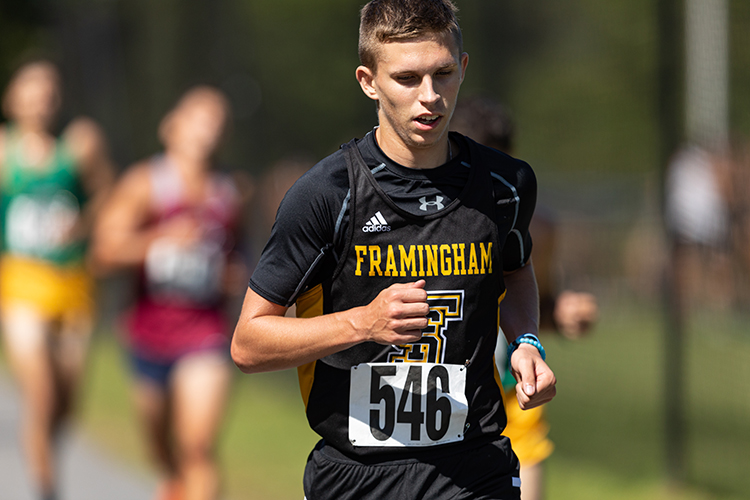 Men's Cross Country Returns to Racing with 8th Place Finish at Suffolk Short Course Classic