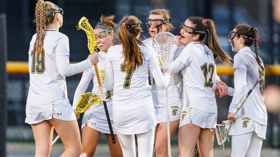 Women's Lacrosse Shoots Past Worcester State 15-9