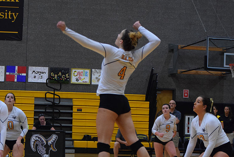 Volleyball Defeats Anna Maria in Straight Sets