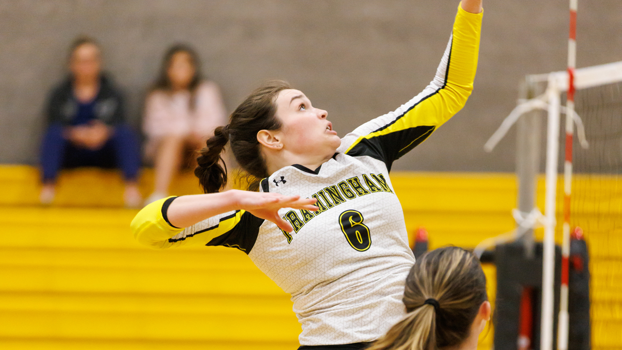Volleyball Sweeps Dean in Non-Conference Action