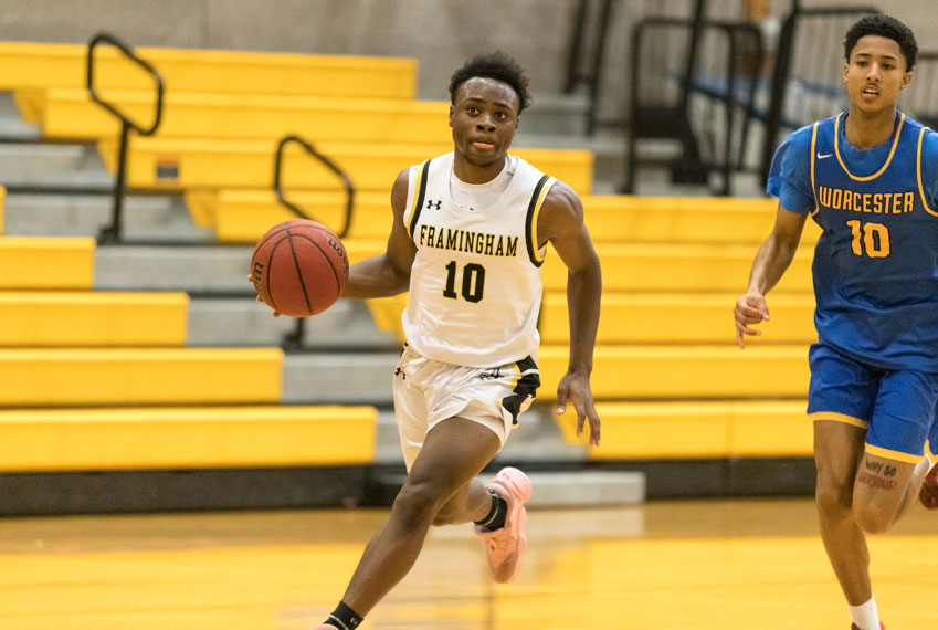 Men's Basketball Closes Regular Season with Loss to Worcester State