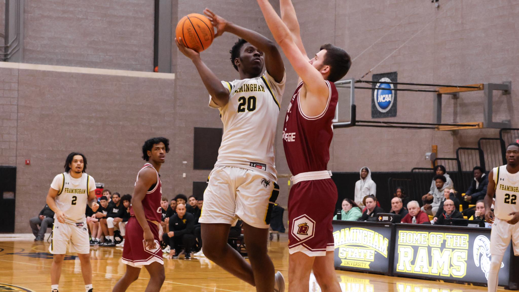 Men’s Basketball Downed by Bridgewater State
