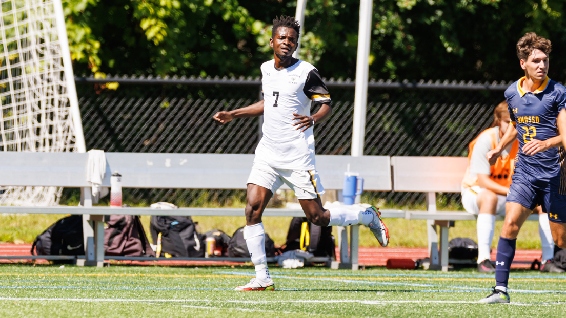 Men’s Soccer Takes Down Bucs in MASCAC Action