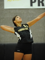 Volleyball Sweeps Tri-Match with Regis and Newbury