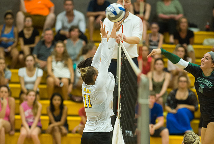 Volleyball Notches 20th Win with 3-0 Victory over Eastern Nazarene