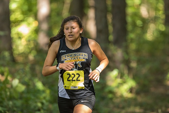 Women's Cross Country Has Strong Showing at UMass Dartmouth Invitational